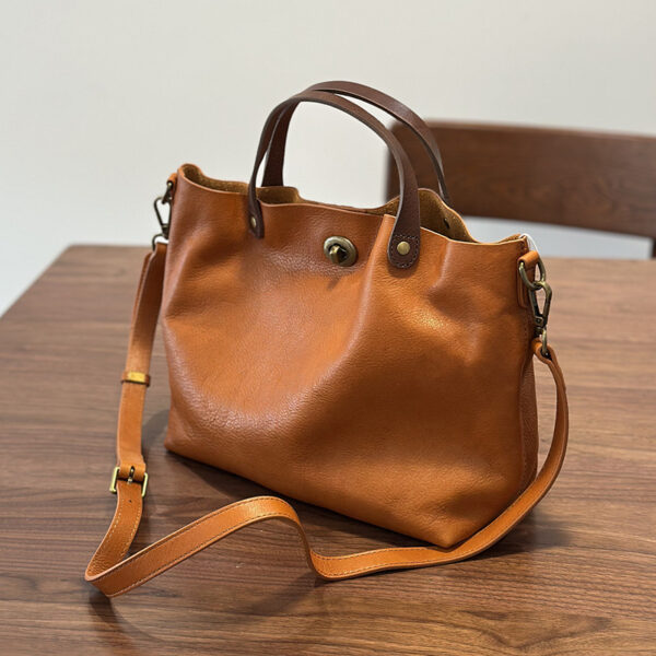 Genuine Leather Woman's Shoulder Bag